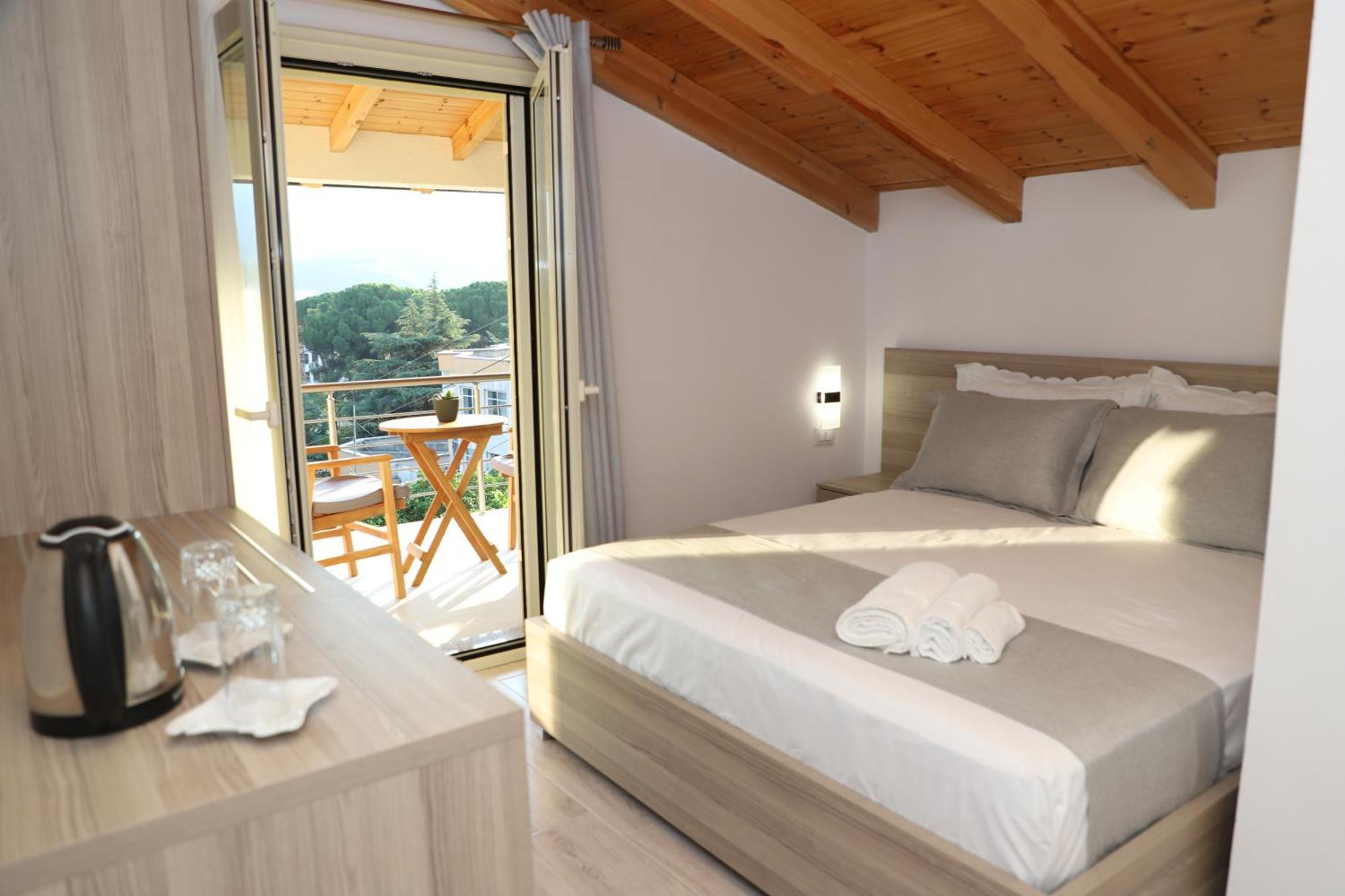 Guesthouse Kazazi Berat Eksteriør billede